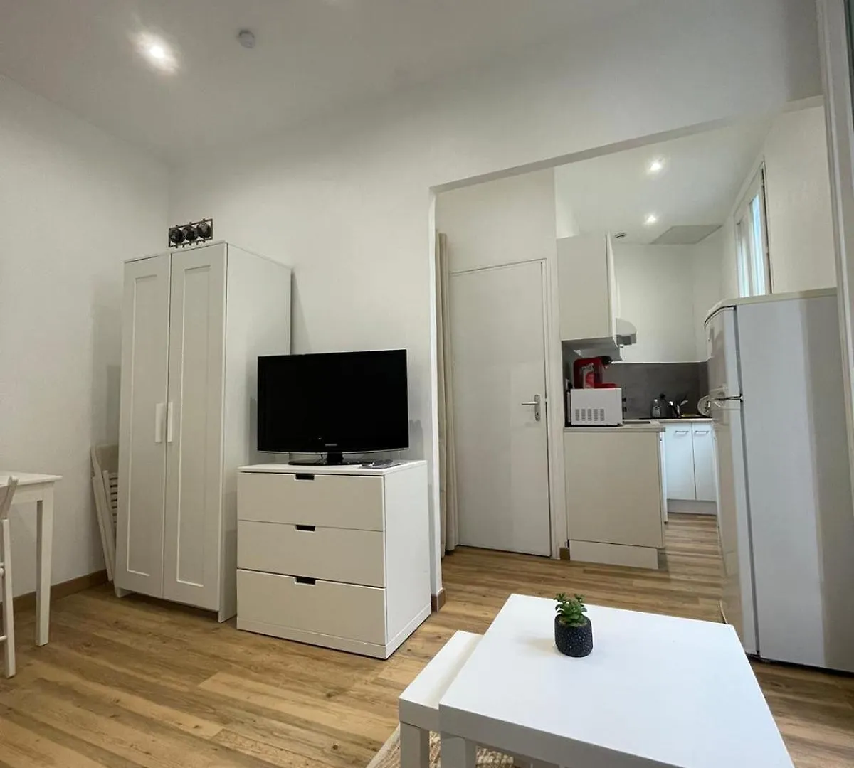 Appartement Studio Climatise Coeur Nice