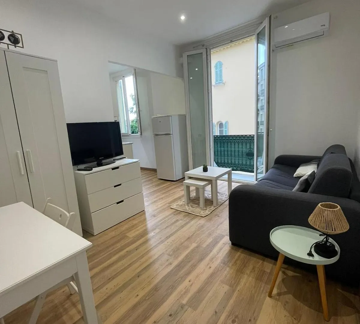 Contacts de Studio Climatise Coeur Nice